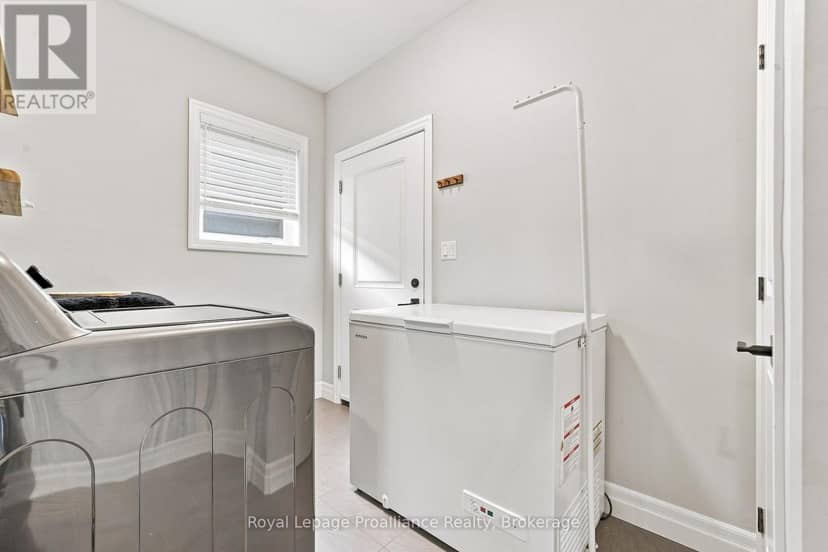 92 Northumberland Boulevard — photo 19 of 40