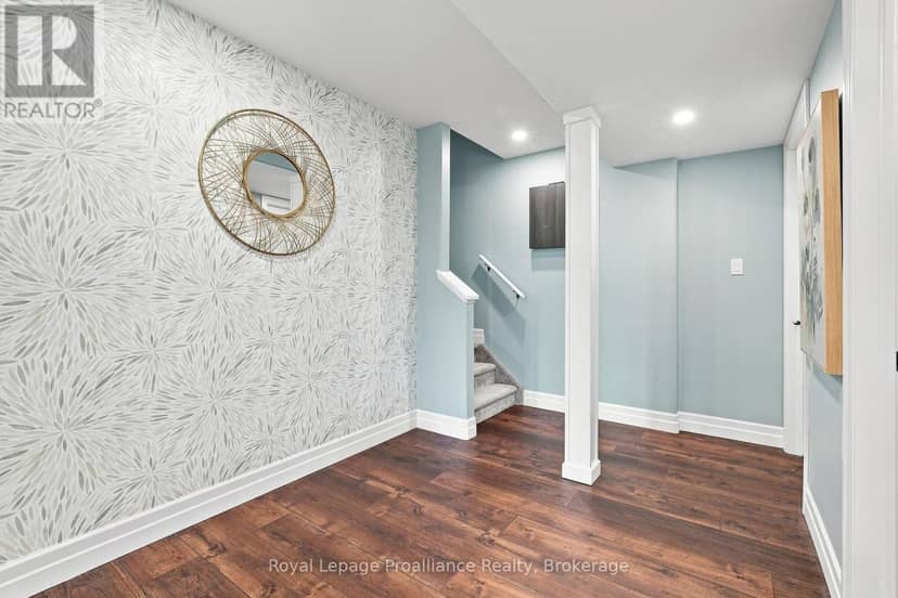 92 Northumberland Boulevard — photo 33 of 40