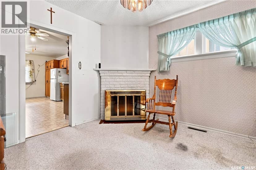 2243 Montreal STREET — photo 9 of 37