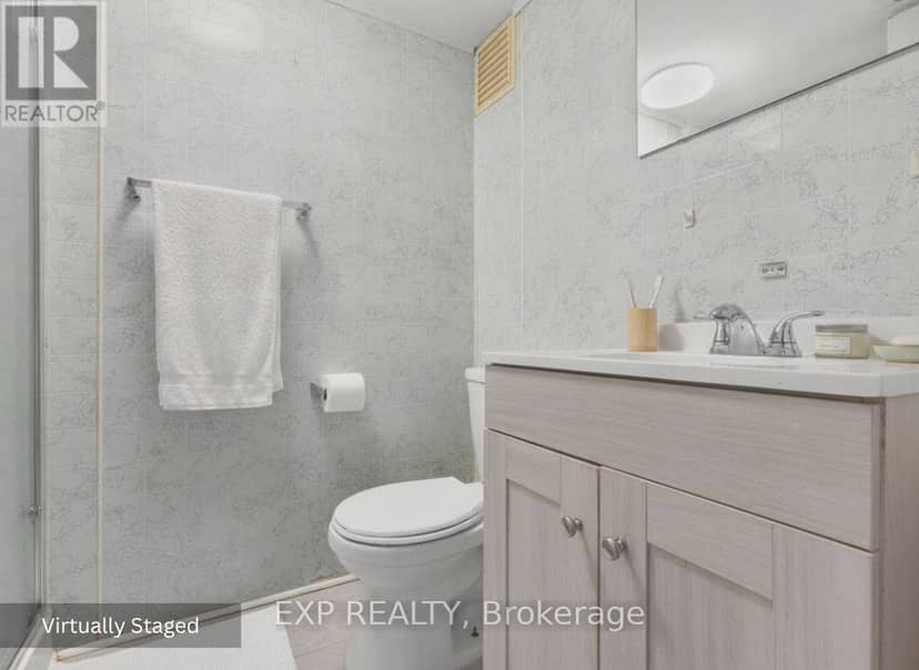 20 Canterbury Drive — photo 12 of 14