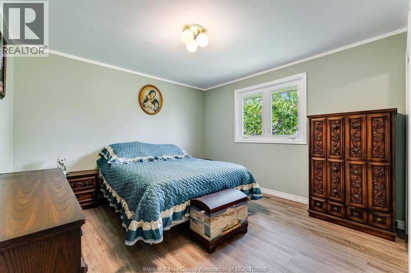 37 Elizabeth CRESCENT — photo 14 of 40