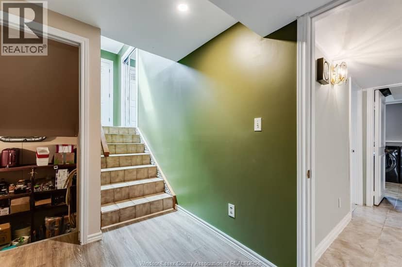 37 Elizabeth CRESCENT — photo 19 of 40