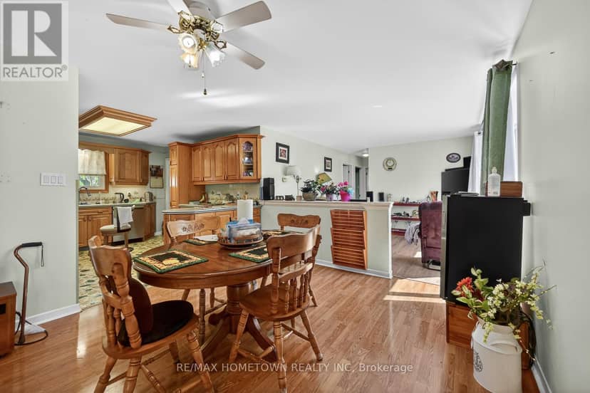 1404 Hallecks Road E — photo 9 of 40
