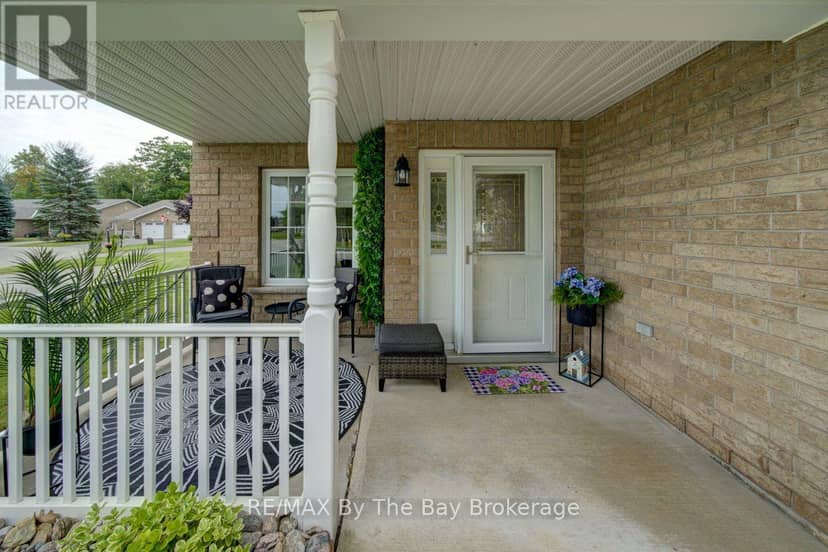 15 Meadow Lane — photo 9 of 40
