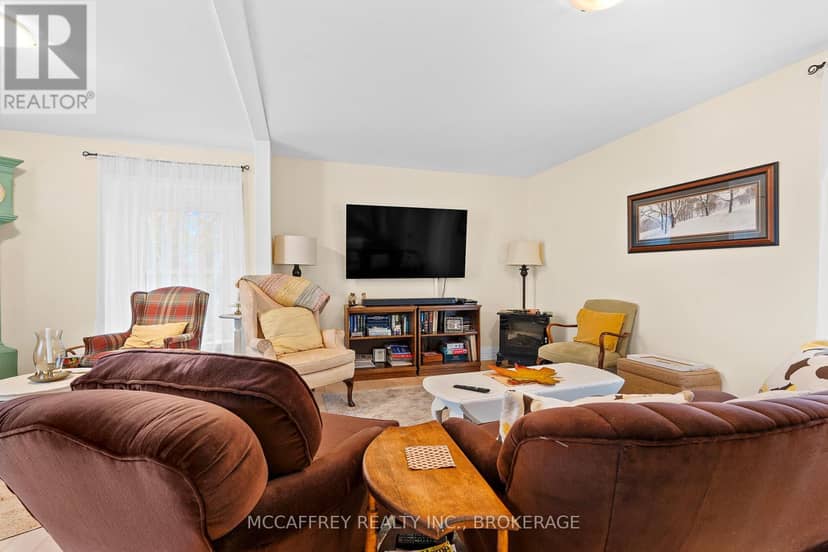 1549 Doyle Road — photo 5 of 40