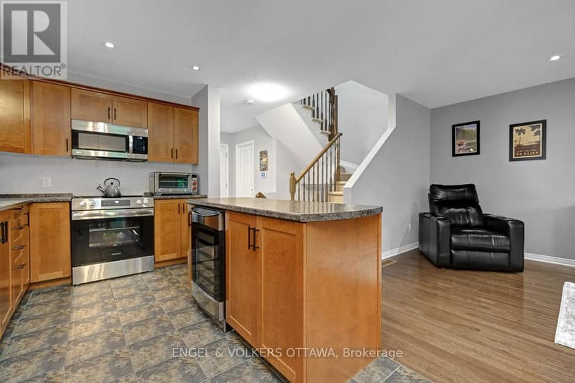 938 Payer Street — photo 17 of 31
