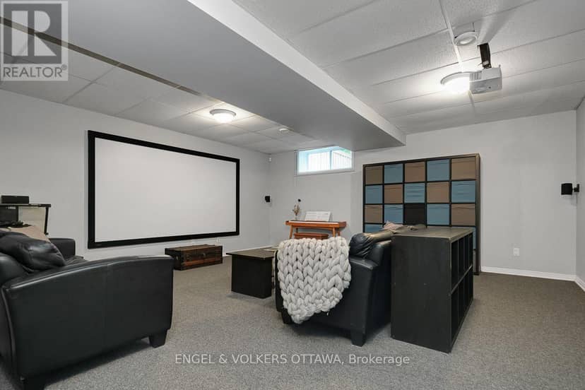 938 Payer Street — photo 25 of 31
