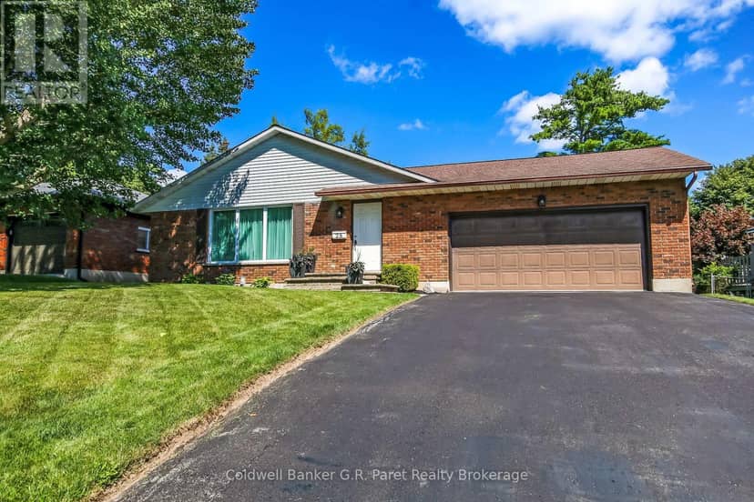 28 Woodcock Drive — photo 2 of 23
