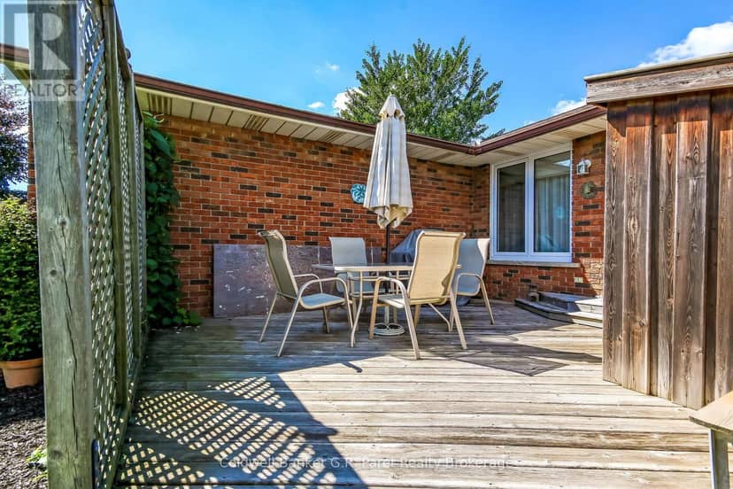 28 Woodcock Drive — photo 4 of 23