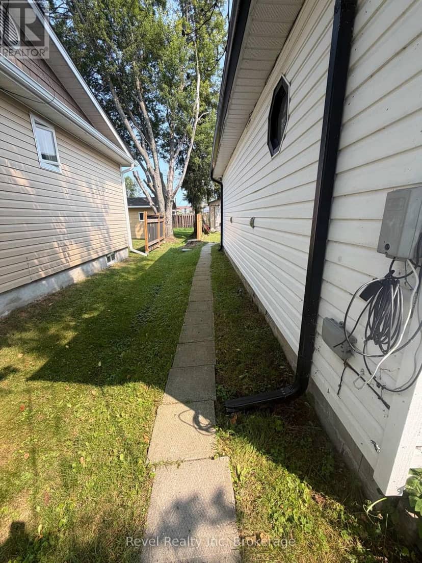209 Salter Street, West Nipissing, photo 3