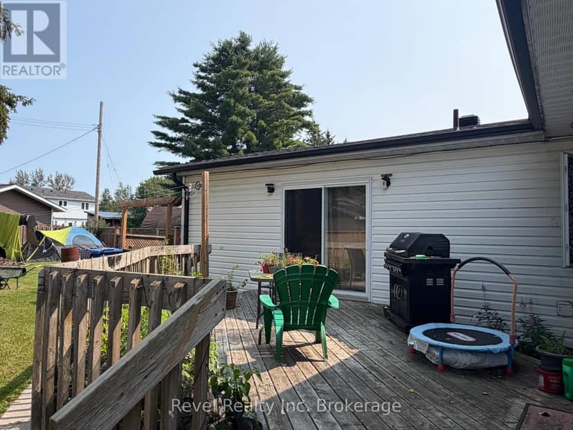 209 Salter Street, West Nipissing, photo 4
