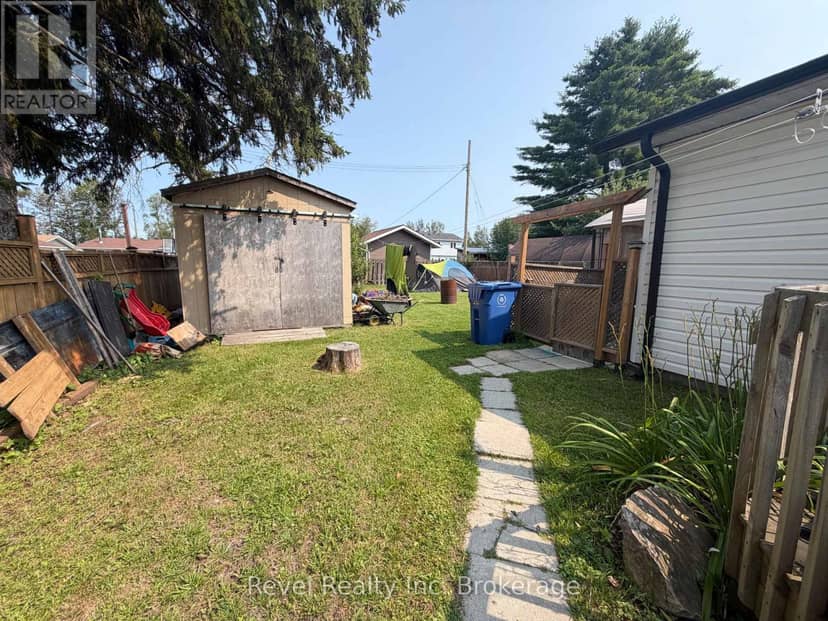 209 Salter Street, West Nipissing, photo 5