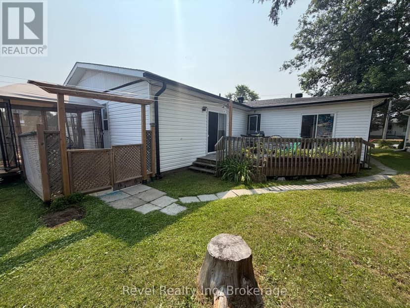 209 Salter Street — photo 9 of 9
