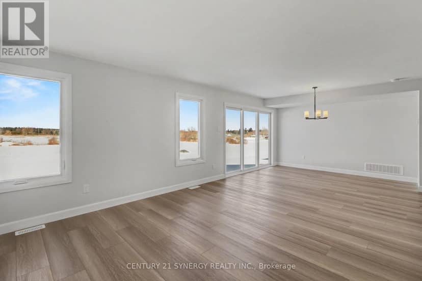 69 Villeneuve Street — photo 14 of 35