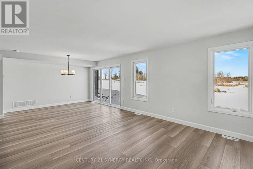 67 Villeneuve Street — photo 13 of 37