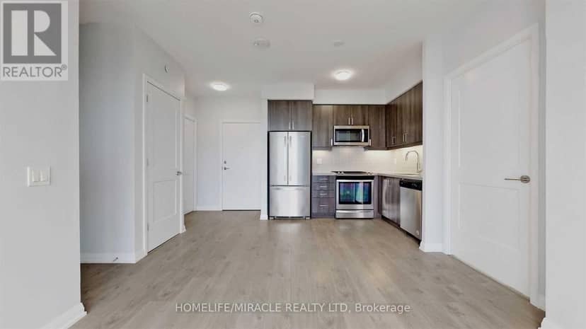 2914 - 7895 Jane Street — photo 8 of 24