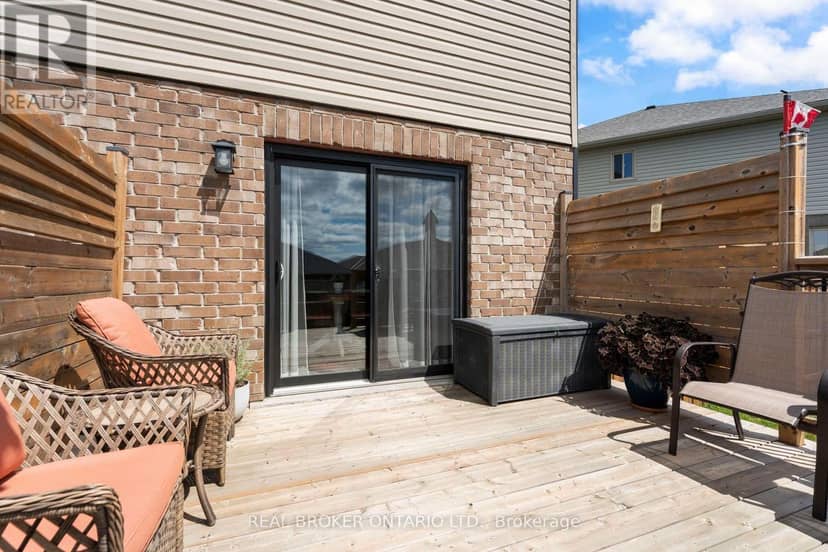 26 Amber Street — photo 24 of 31