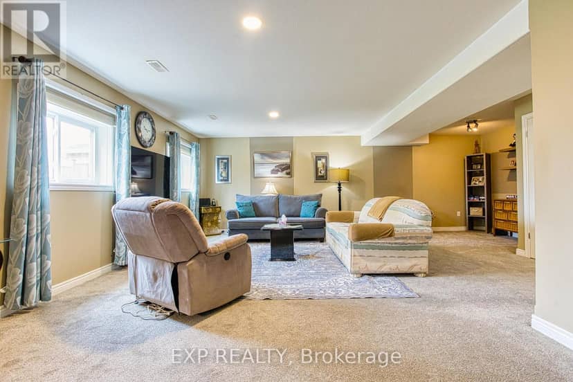 7192 Kelly Drive — photo 33 of 40