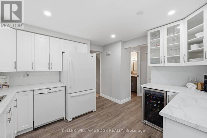 25 Flint Drive — photo 14 of 40