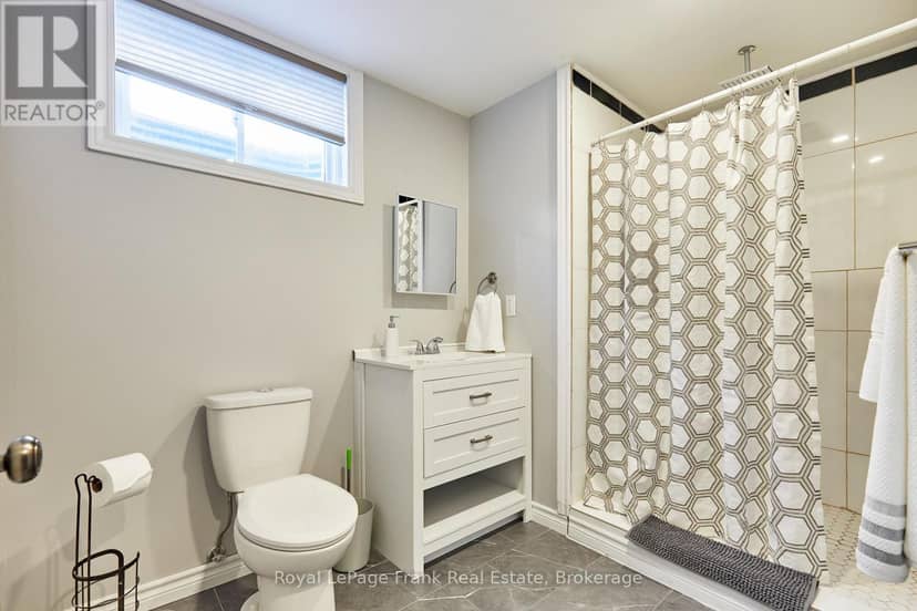 24 Beverly Street — photo 23 of 34