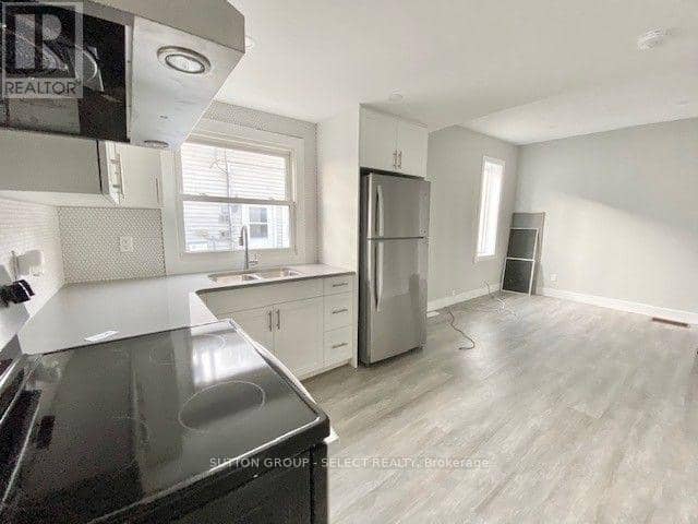 439 South Street — photo 6 of 13