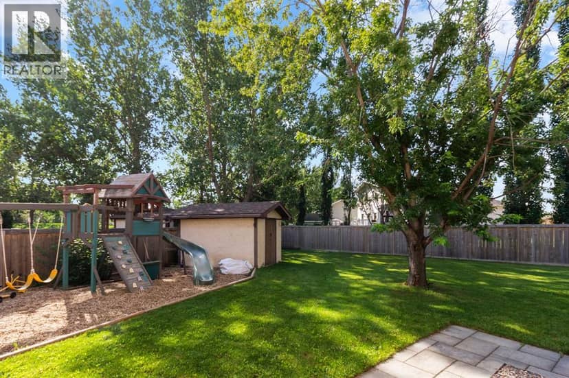 5302 64 Street — photo 22 of 27