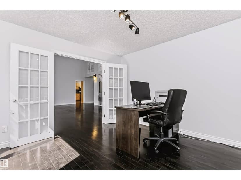 6016 177 ST NW — photo 9 of 40