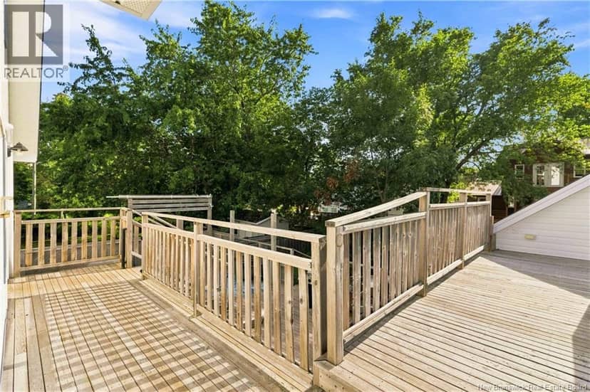 80 Third Avenue, Pointe-Du-Chêne, photo 3