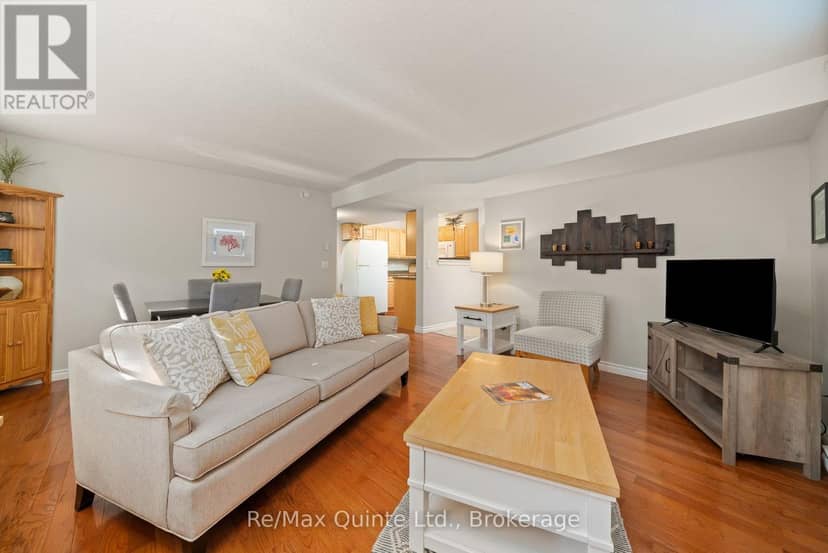 8 Mount Pleasant Road — photo 33 of 40
