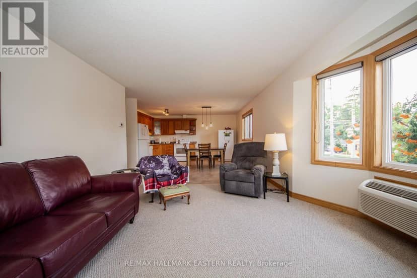 202 - 878 Armour Road — photo 6 of 18