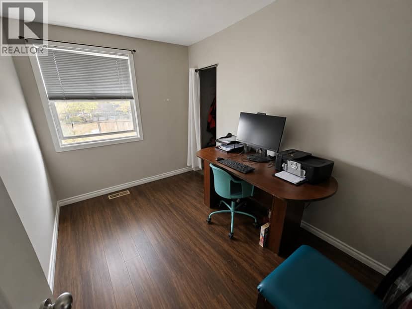 10901 17th Street, Dawson Creek, photo 3