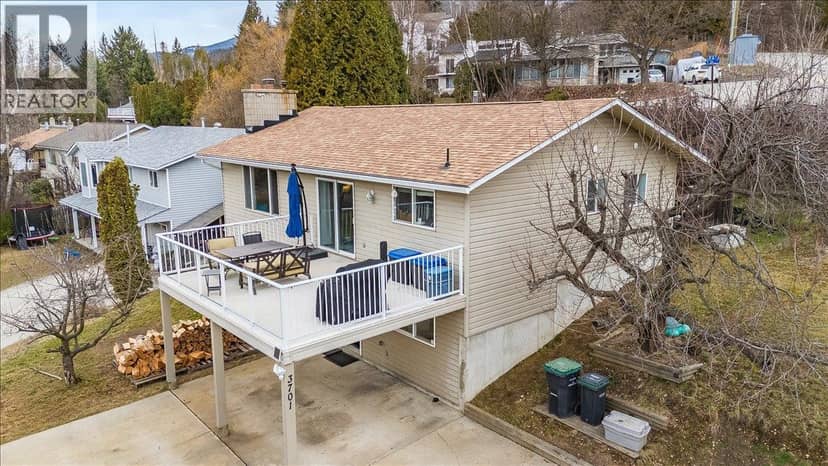 3701 9TH Avenue, Castlegar