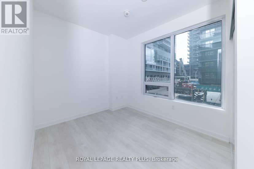 206S - 127 Broadway Avenue S — photo 15 of 24
