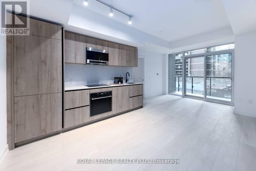 206S - 127 Broadway Avenue S — photo 5 of 24