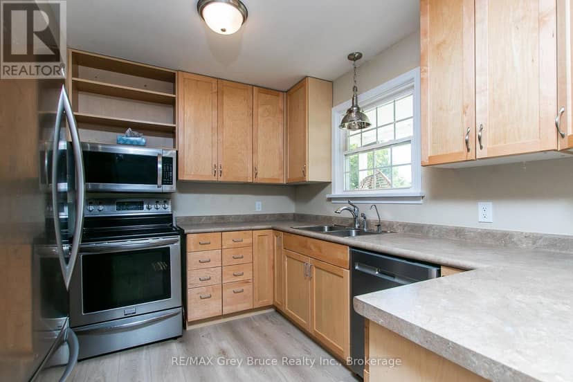 129 River Street — photo 11 of 40