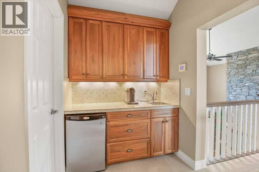 539 Summer Crescent — photo 30 of 40