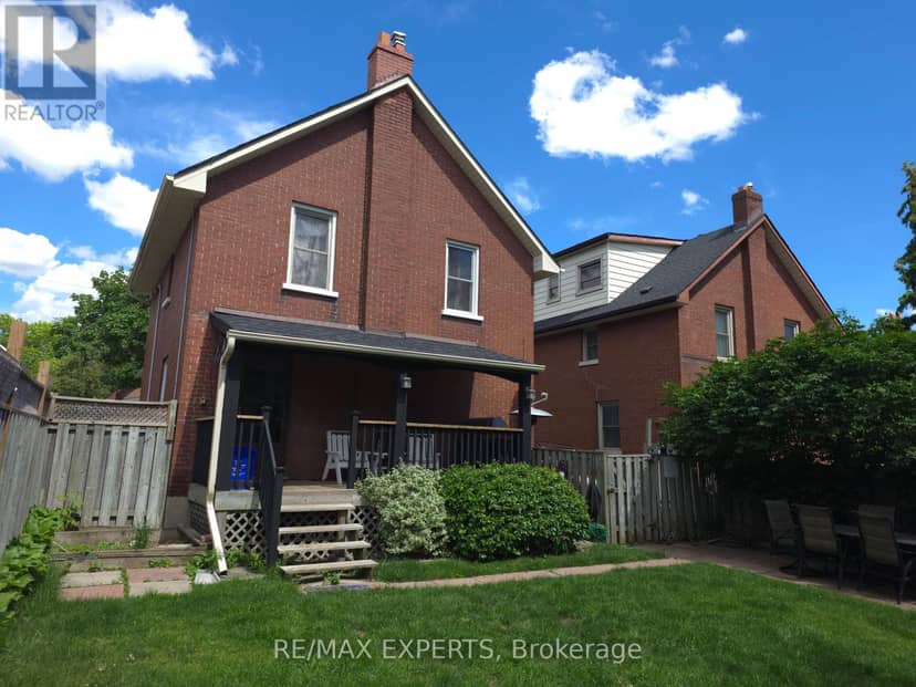 18 Rowe Street — photo 31 of 32