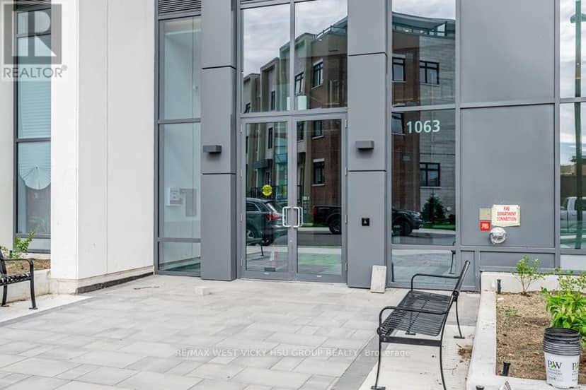 1006 - 1063 Douglas McCurdy Comm Circle — photo 2 of 36