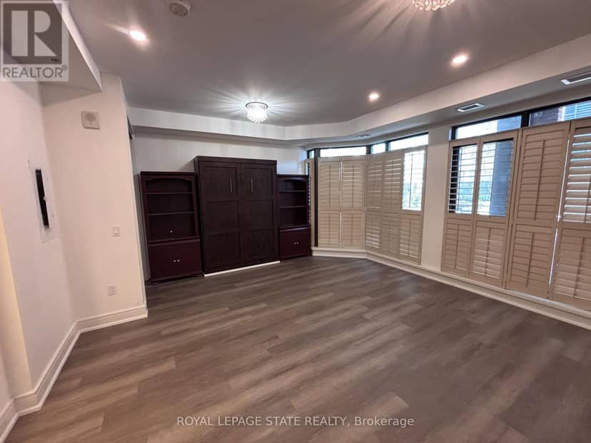 410 - 112 King Street E — photo 10 of 20