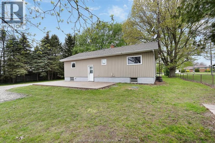 864 MCNAUGHTON AVENUE East — photo 10 of 37
