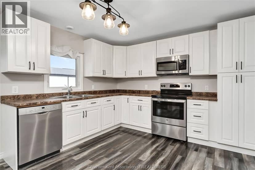864 MCNAUGHTON AVENUE East — photo 20 of 37