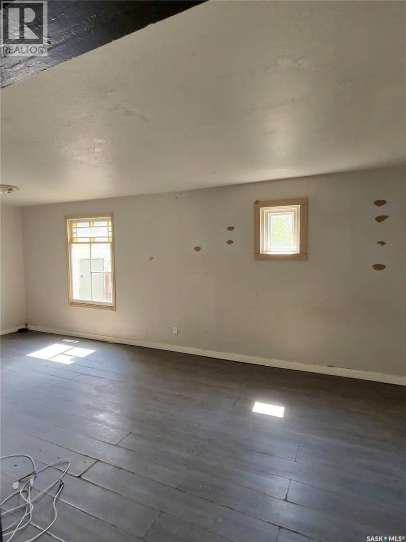1179 Retallack Street — photo 4 of 14