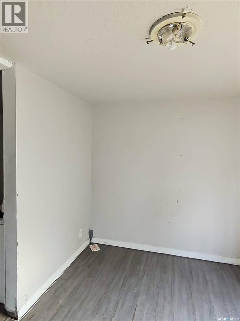 1179 Retallack Street — photo 6 of 14