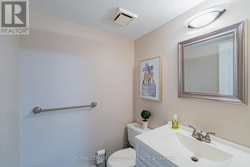 103 - 222 Russell Avenue — photo 12 of 31