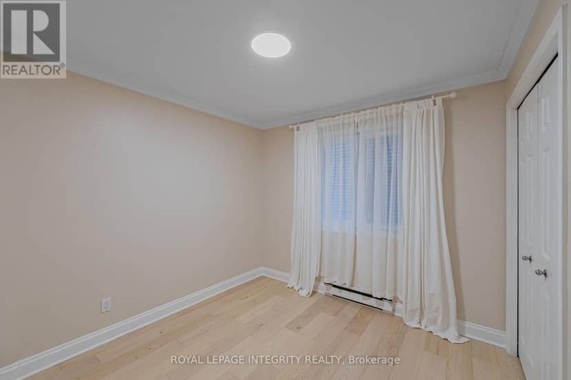 103 - 222 Russell Avenue — photo 20 of 31