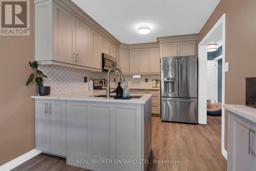 64 Vanessa Drive — photo 13 of 40