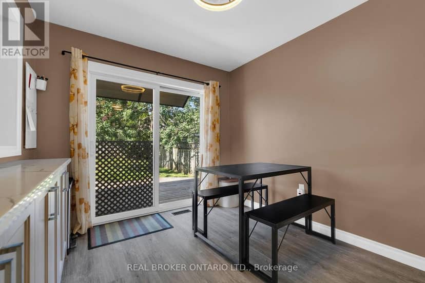 64 Vanessa Drive — photo 14 of 40