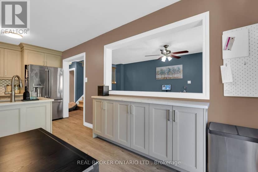 64 Vanessa Drive — photo 16 of 40