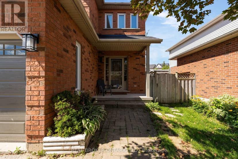 64 Vanessa Drive — photo 4 of 40