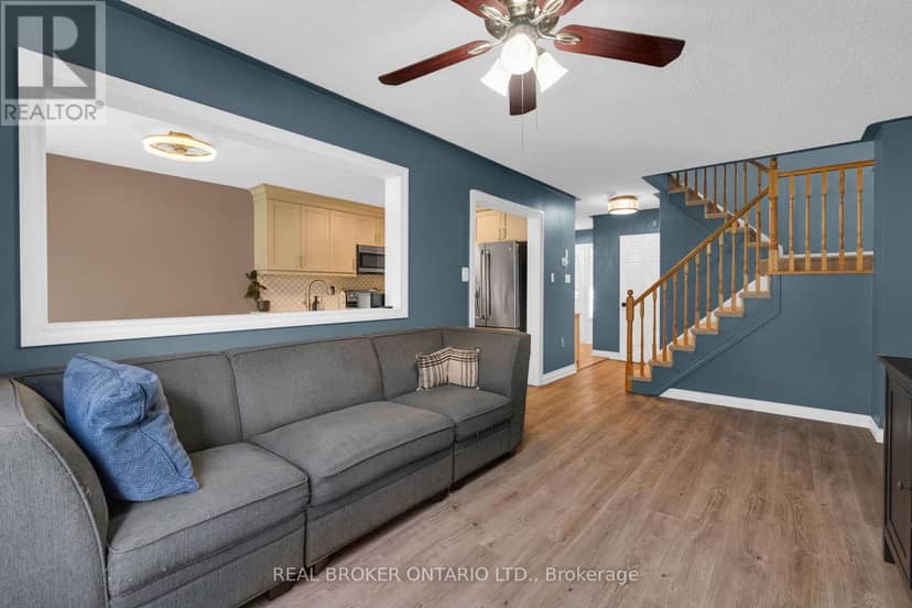 64 Vanessa Drive — photo 9 of 40